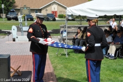 Last-Salute-military-funeral-guard-79