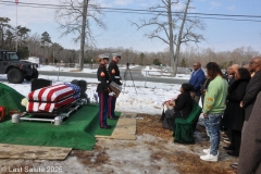 Last-Salute-military-funeral-guard-36