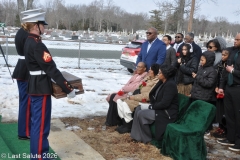 Last-Salute-military-funeral-guard-40