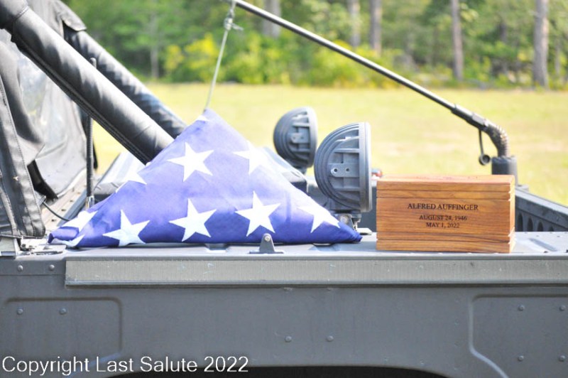 Last-Salute-military-funeral-honor-guard-7642