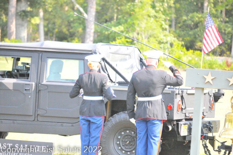 Last-Salute-military-funeral-honor-guard-7651