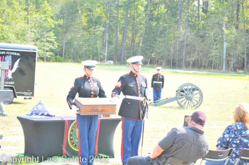 Last-Salute-military-funeral-honor-guard-7666