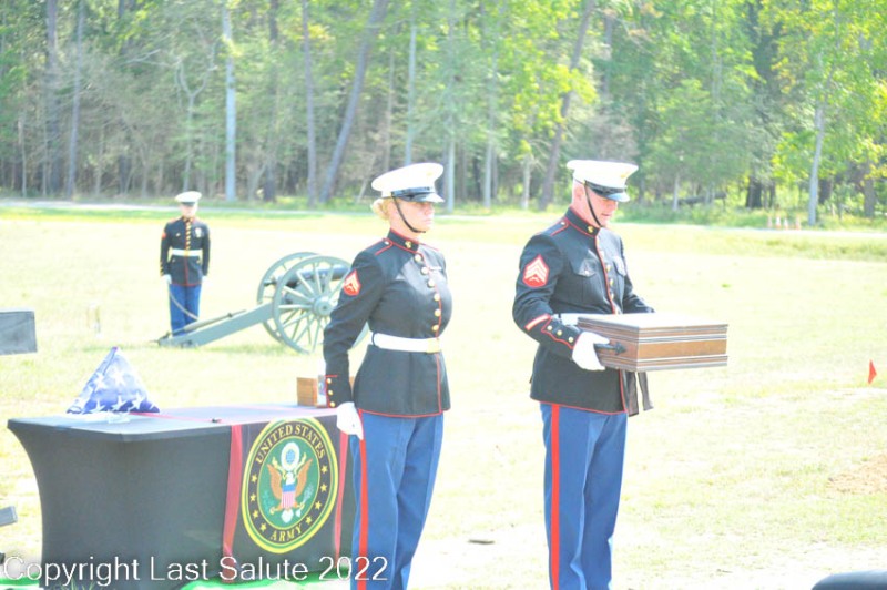 Last-Salute-military-funeral-honor-guard-7677