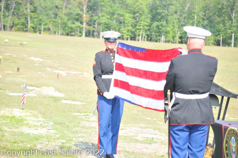 Last-Salute-military-funeral-honor-guard-7715