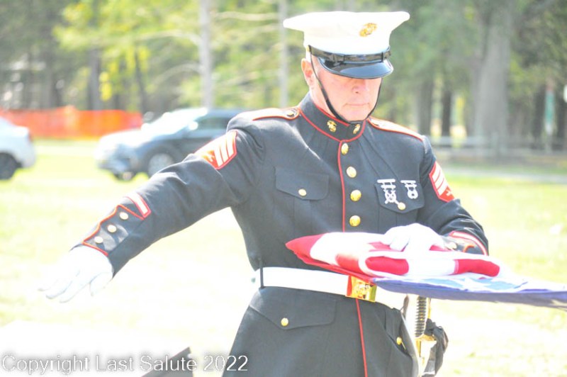 Last-Salute-military-funeral-honor-guard-7729