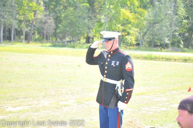 Last-Salute-military-funeral-honor-guard-7765