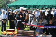 Last-Salute-military-funeral-guard-63