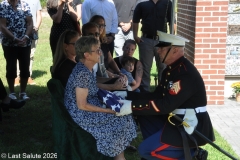 Last-Salute-military-funeral-guard-90