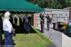 Last-Salute-military-funeral-guard-98
