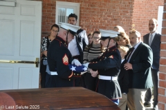 Last-Salute-military-funeral-guard-103
