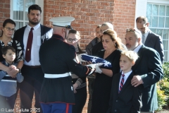 Last-Salute-military-funeral-guard-114