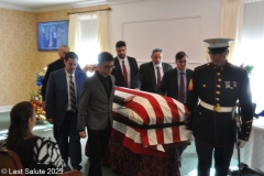 Last-Salute-military-funeral-guard-16