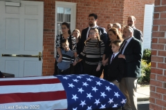 Last-Salute-military-funeral-guard-34