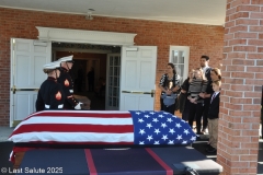 Last-Salute-military-funeral-guard-38