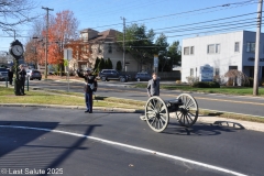Last-Salute-military-funeral-guard-49