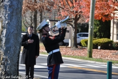 Last-Salute-military-funeral-guard-70