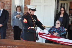 Last-Salute-military-funeral-guard-83