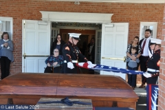 Last-Salute-military-funeral-guard-92