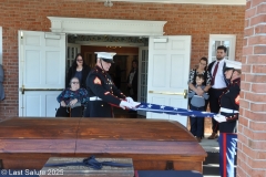 Last-Salute-military-funeral-guard-93