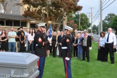 Last-Salute-military-funeral-guard-115