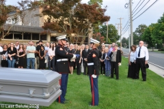Last-Salute-military-funeral-guard-117