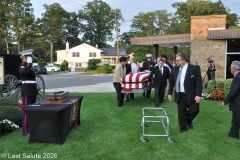 Last-Salute-military-funeral-guard-34