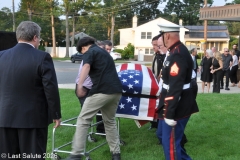 Last-Salute-military-funeral-guard-35