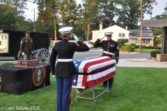 Last-Salute-military-funeral-guard-84