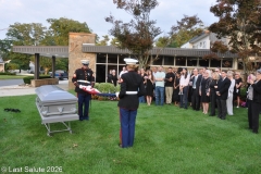 Last-Salute-military-funeral-guard-97
