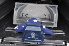 Last-Salute-military-funeral-guard-10