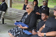 Last-Salute-military-funeral-guard-111