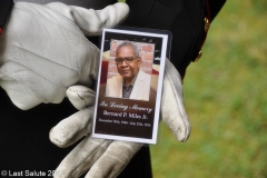 Last-Salute-military-funeral-guard-12