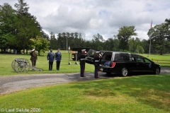 Last-Salute-military-funeral-guard-15