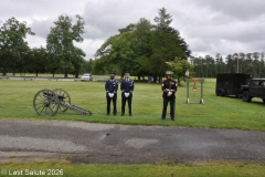 Last-Salute-military-funeral-guard-3