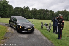 Last-Salute-military-funeral-guard-5