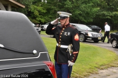 Last-Salute-military-funeral-guard-7