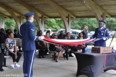 Last-Salute-military-funeral-guard-86