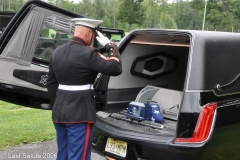 Last-Salute-military-funeral-guard-9