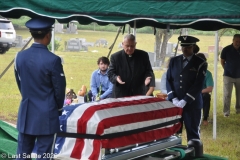 Last-Salute-military-funeral-guard-23