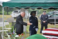 Last-Salute-military-funeral-guard-29