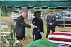 Last-Salute-military-funeral-guard-34