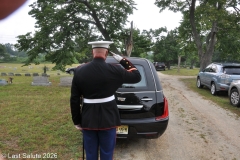 Last-Salute-military-funeral-guard-6