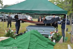 Last-Salute-military-funeral-guard-78