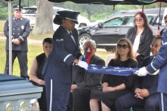 Last-Salute-military-funeral-guard-89