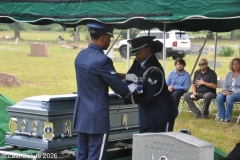 Last-Salute-military-funeral-guard-92