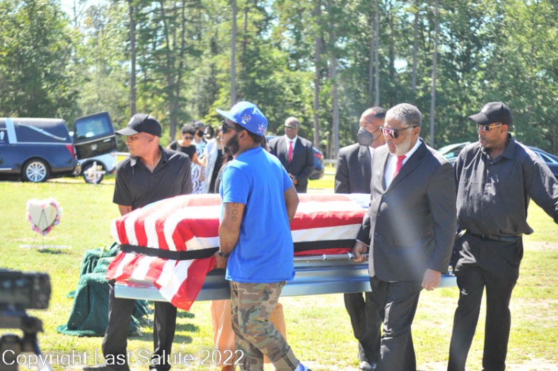 Last-Salute-military-funeral-honor-guard-6023