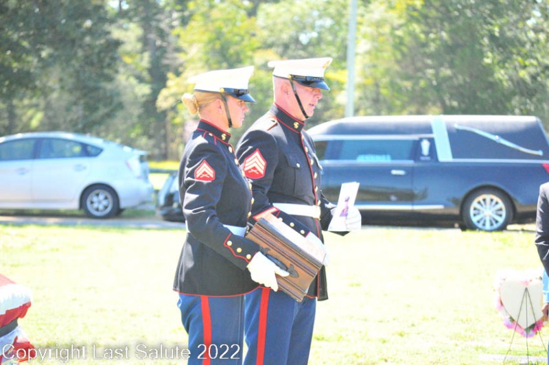 Last-Salute-military-funeral-honor-guard-6042