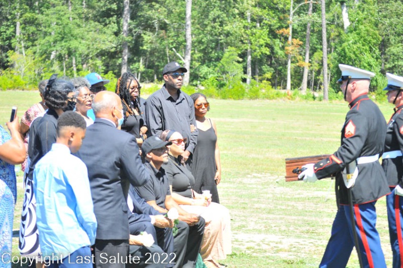 Last-Salute-military-funeral-honor-guard-6051