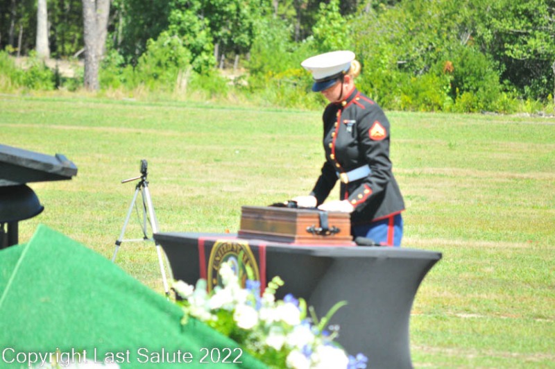 Last-Salute-military-funeral-honor-guard-6059