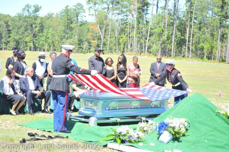 Last-Salute-military-funeral-honor-guard-6093